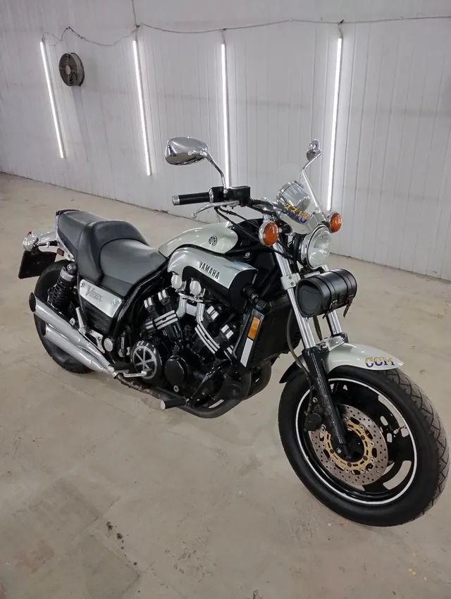 Motos YAMAHA V-MAX no Brasil
