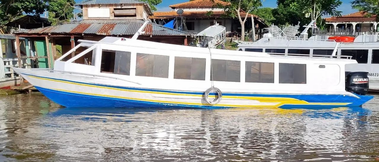 Lancha top pronta para acoplar a máquina e viajar  - Foto 2