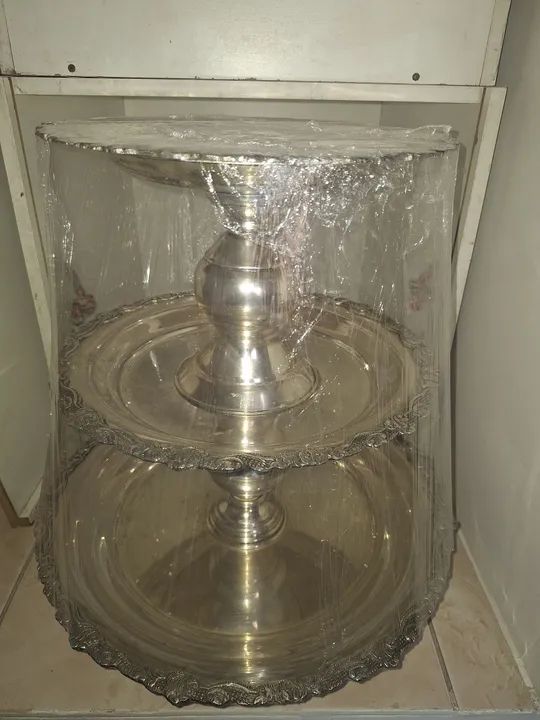Boleira de prata ( prataria )