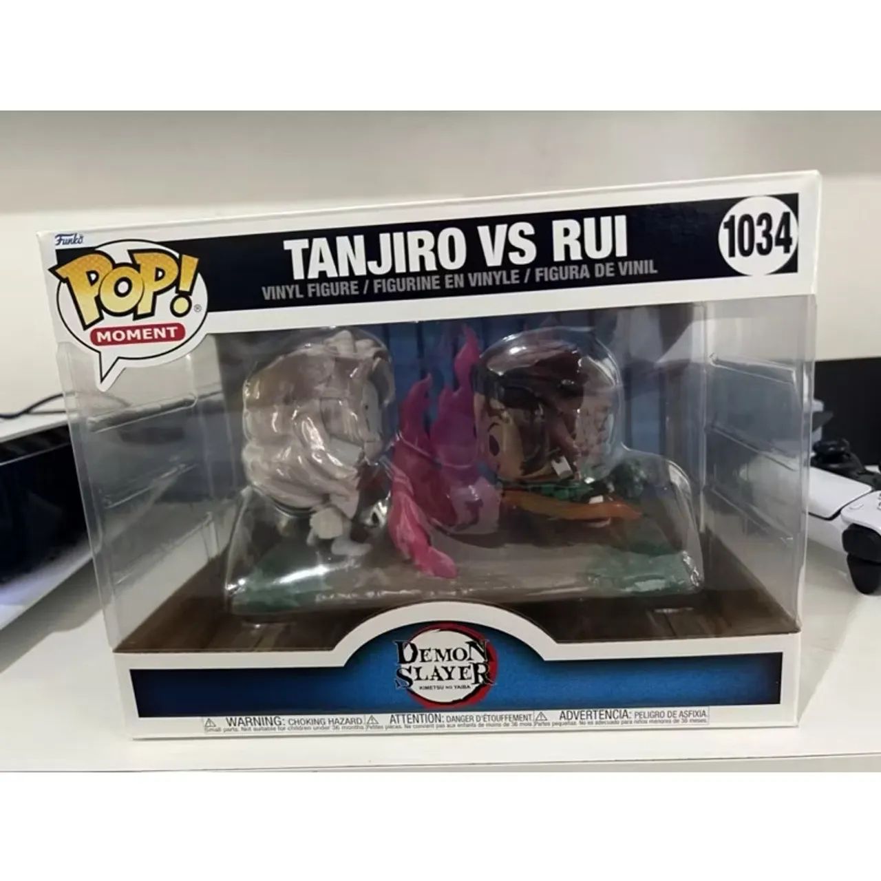 POP FUNKO 1034 TANJIRO VS RUI. DEMON SLAYER