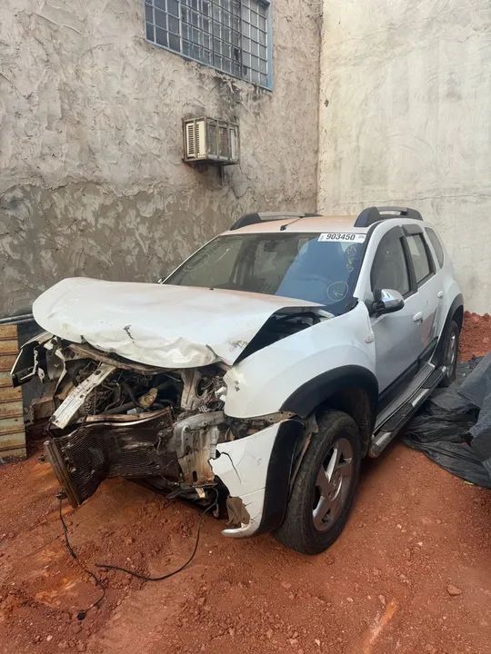 Sucata Duster 2015 para retirada de peças  - Foto 3