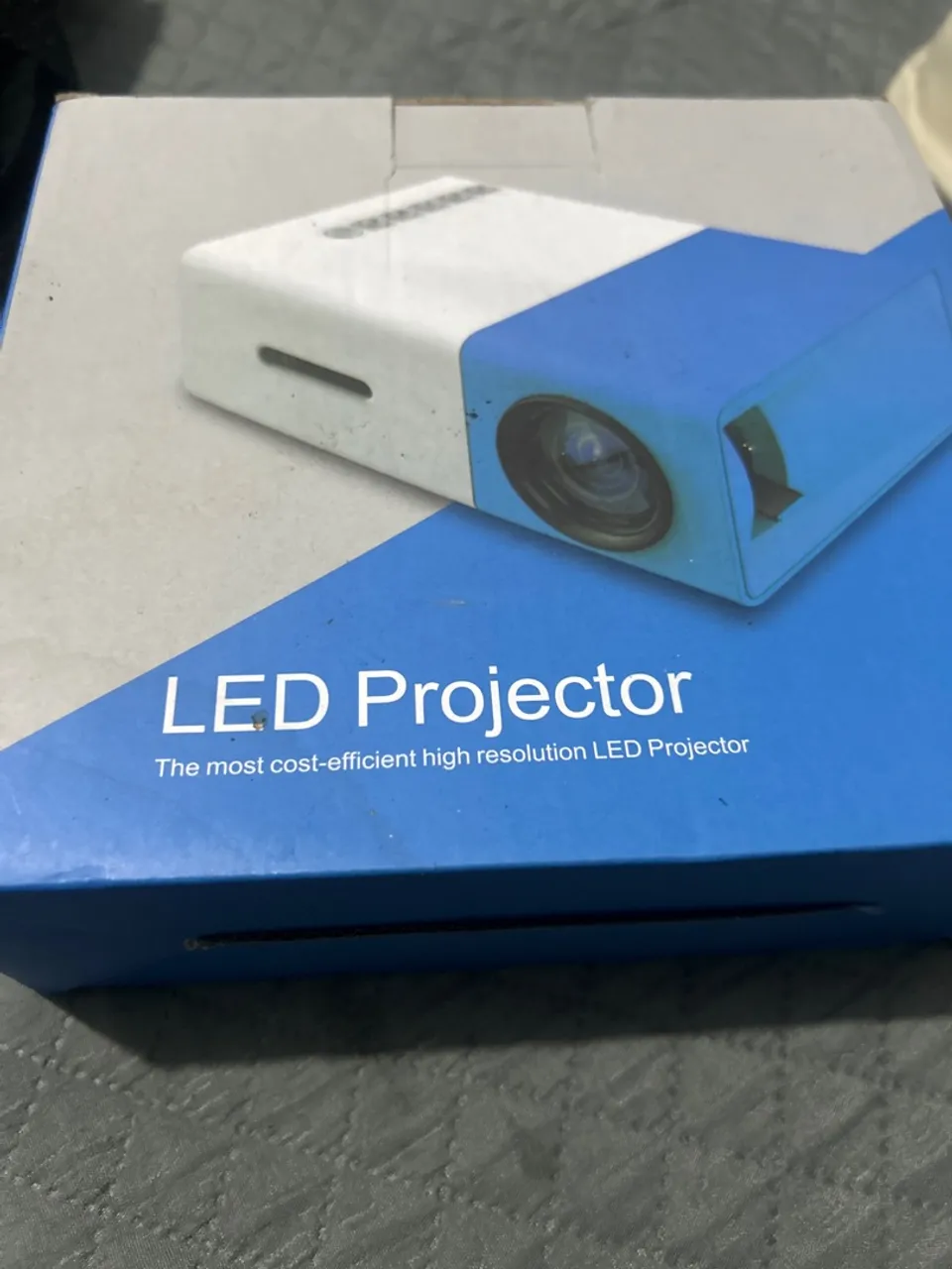 Mini Tv Projetor Portátil Para Entretenimento Doméstico 4k