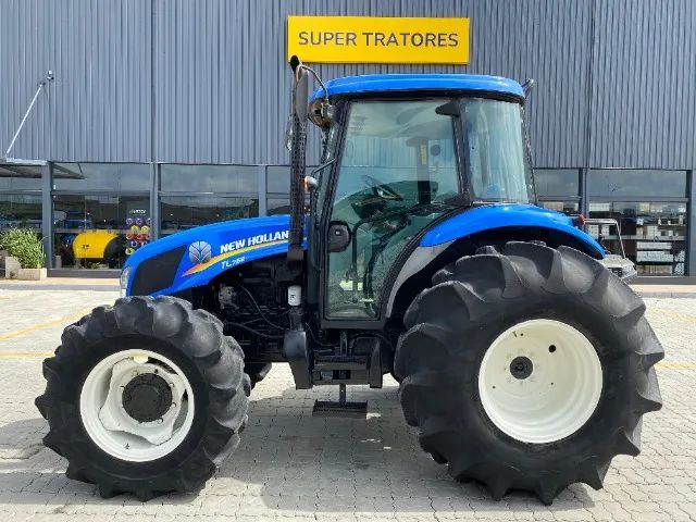 Trator New Holland TL75E