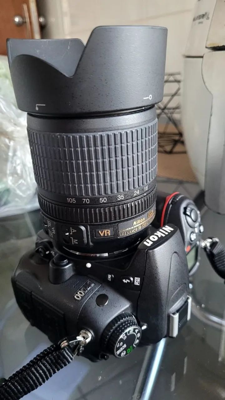 Máquina fotográfica d7000 da Nikon