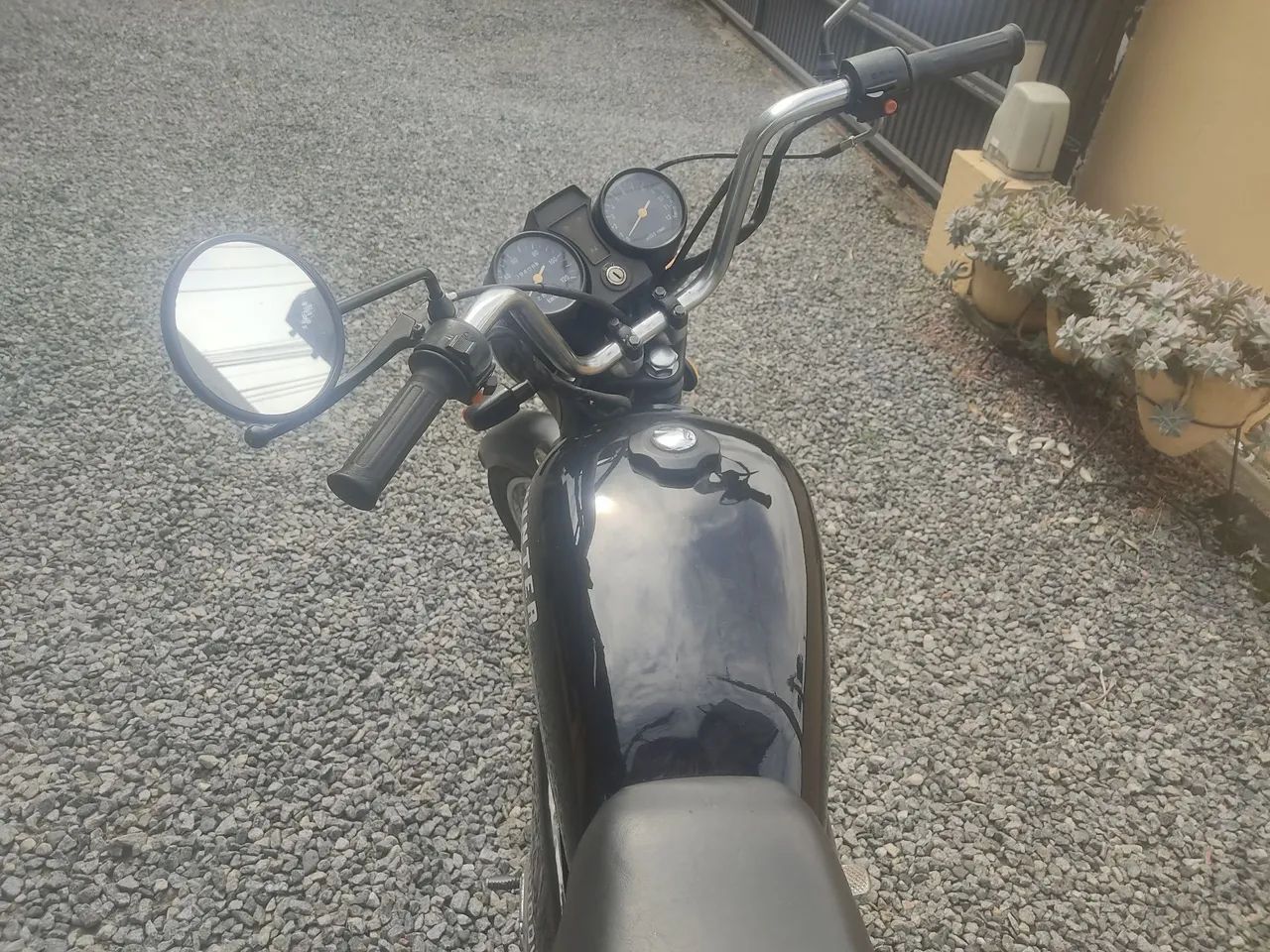 Hunter 100 com 9.400km - Foto 4