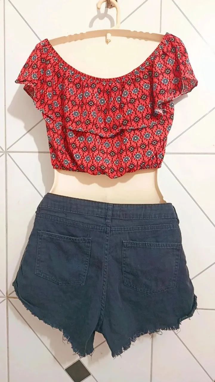 short preto da c&a + Blusinha ombro a ombro - Foto 4