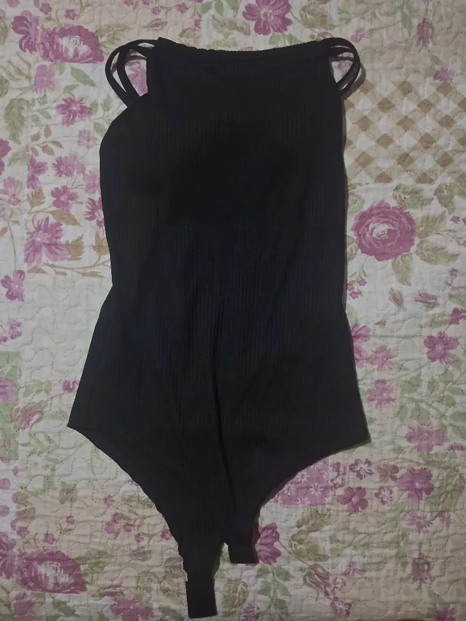 Body Preto com bojo. Tamanho P. Usado poucas vezes.