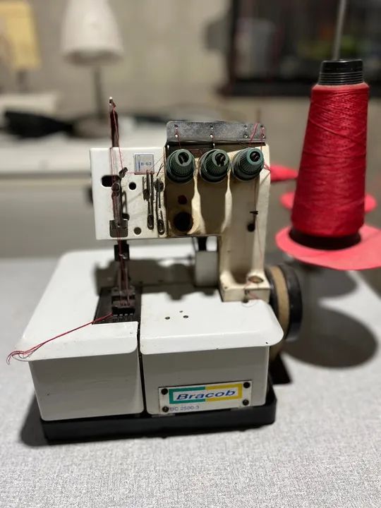 Máquina de costura Interlock 3 agulhas  - Foto 5