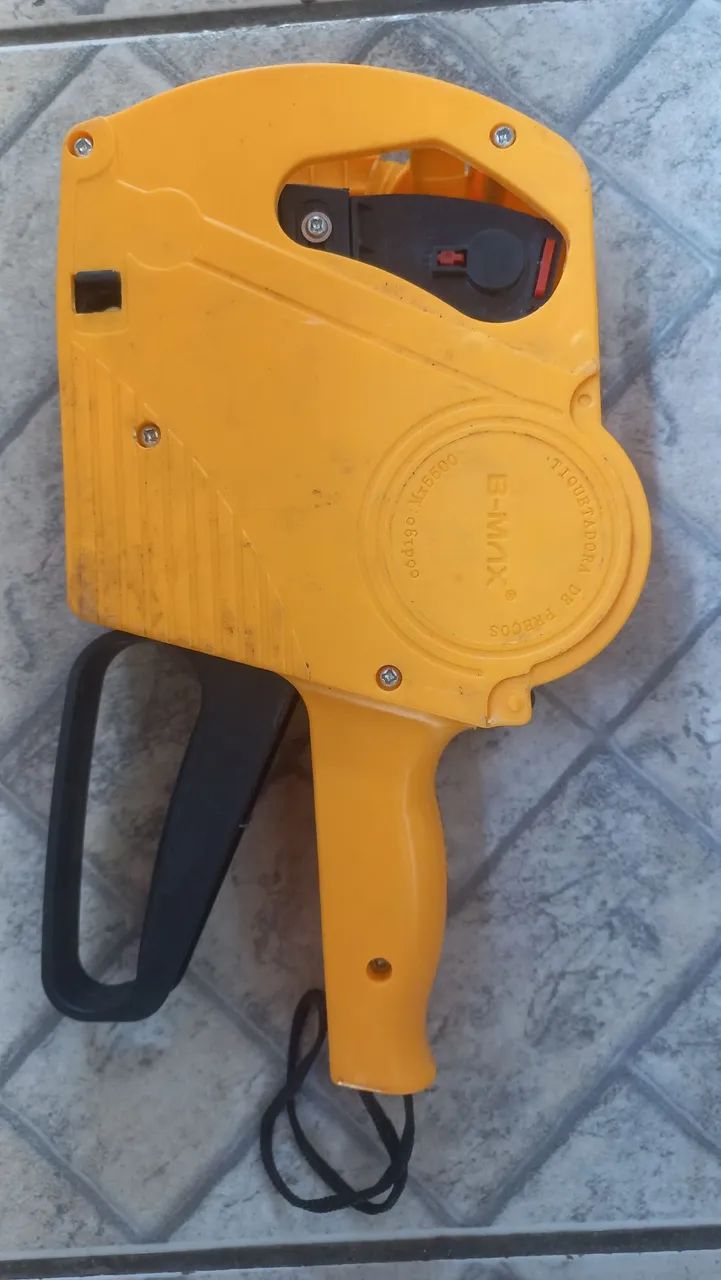 8-Digit Manual Price Labeler for Commerce, Sales, and Office Use64750515700610120