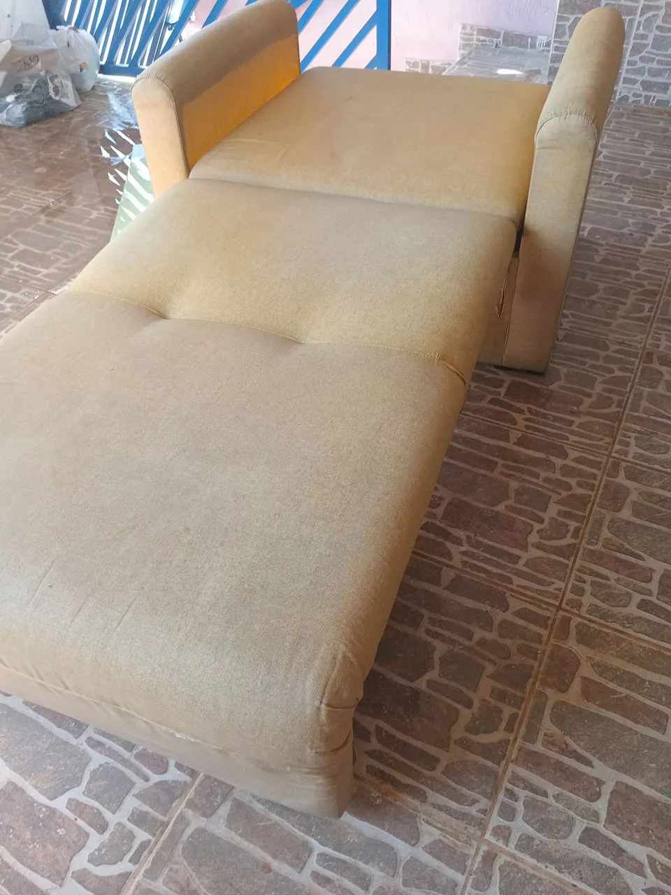 SOFA CAMA RETRATIL SOLTEIRO LAVAVEL