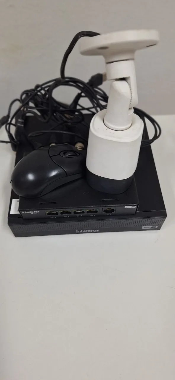 Kit CFTV Intelbras Completo - Câmera, DVR e Mouse