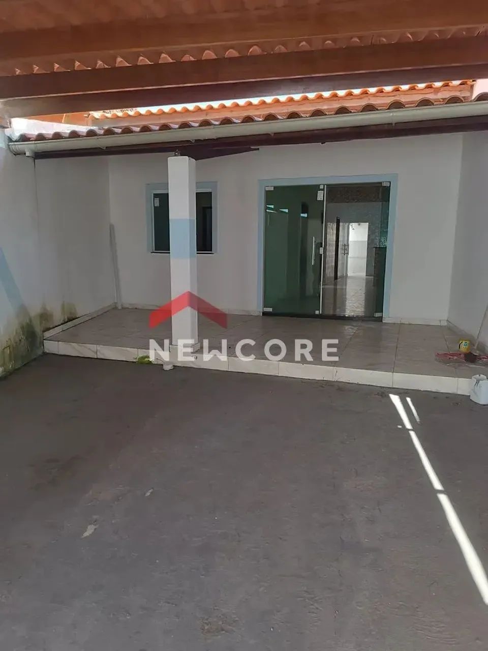 Casa em Travessa Leopoldo Coelho - Arembepe (Abrantes) - Camaçari/BA