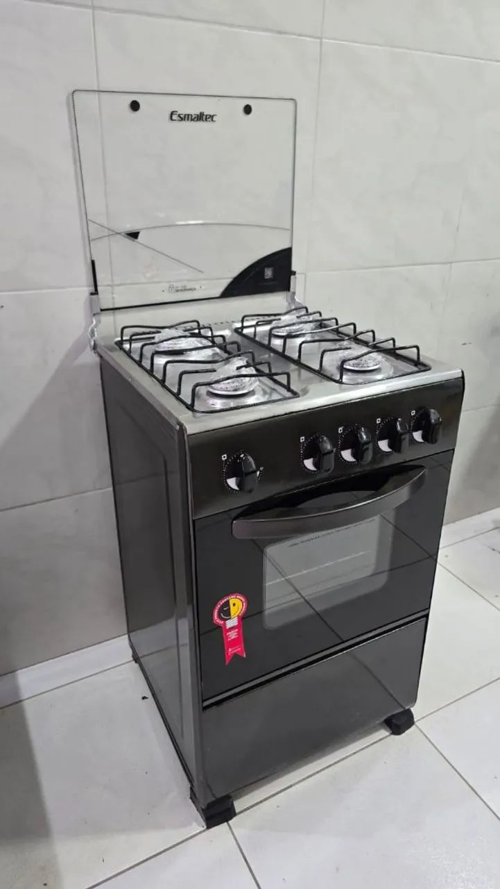 FOGÃO DE 4 BOCAS ESMALTE NORMAL FUNCIONANDO PERFEITAMENTE 