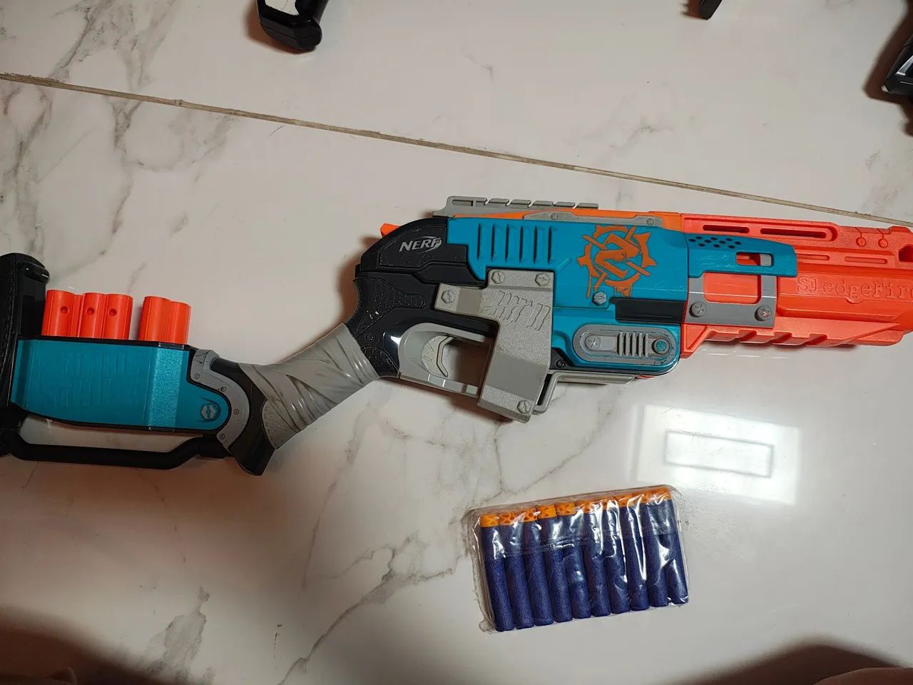 Nerf Sledgefire - Brinquedo de Ação