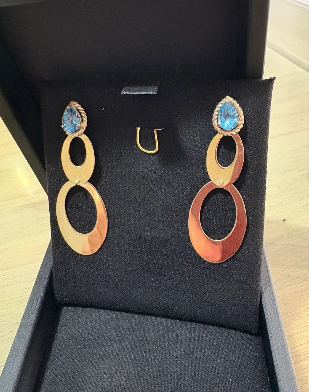 Brinco ouro 18k com topázio natural  - Foto 4
