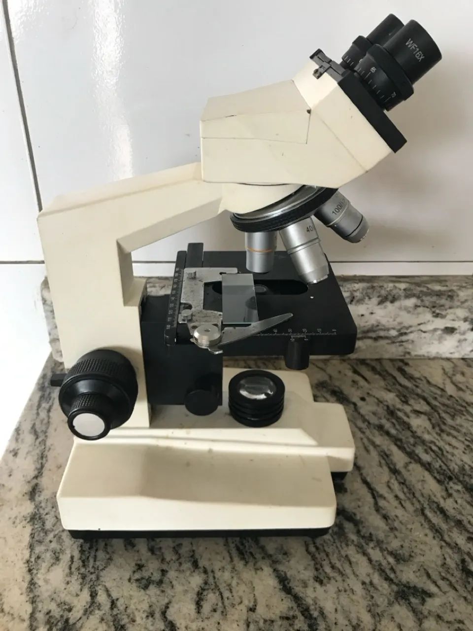 Microscópio Biológico  - Foto 3