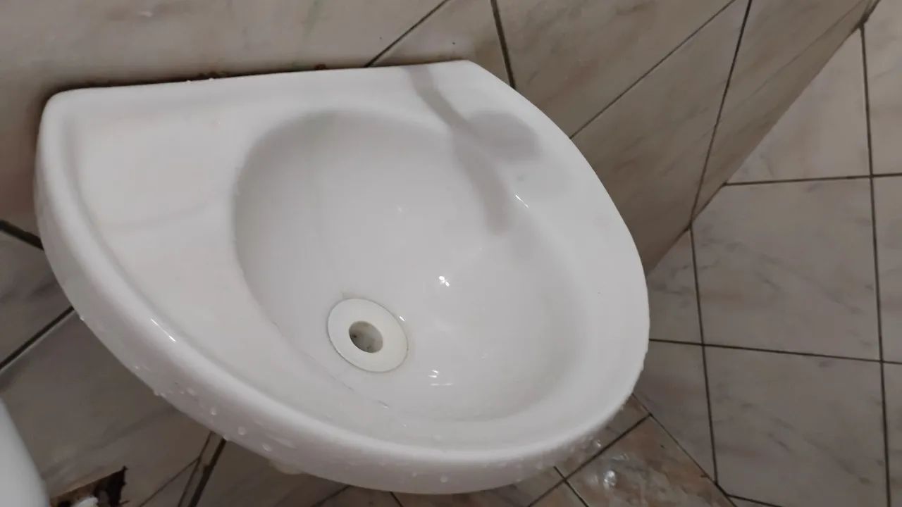 Vaso sanitário e pia  - Foto 2