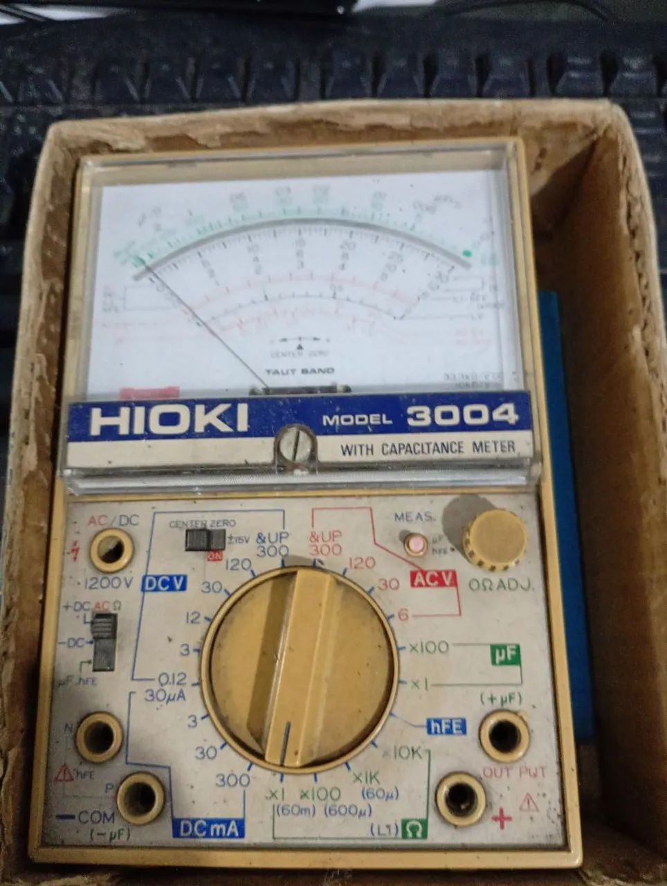 Multímetro Hioki modelo 3003