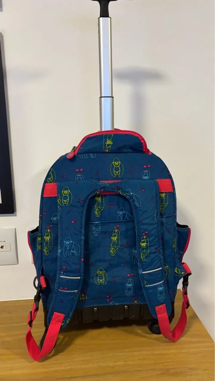 Mochila rodinha Kipling 