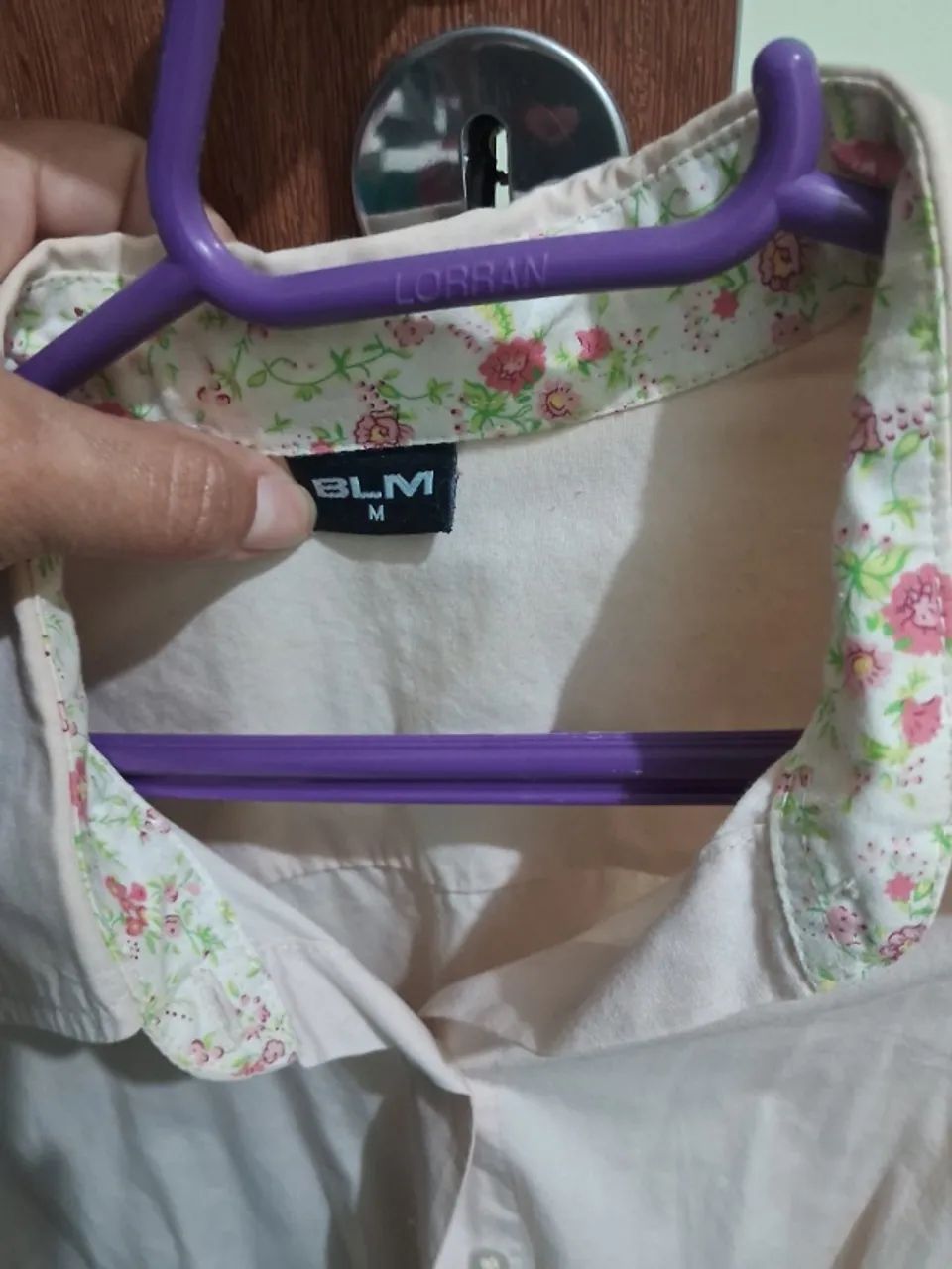 Camisa social feminina rosa. - Foto 2