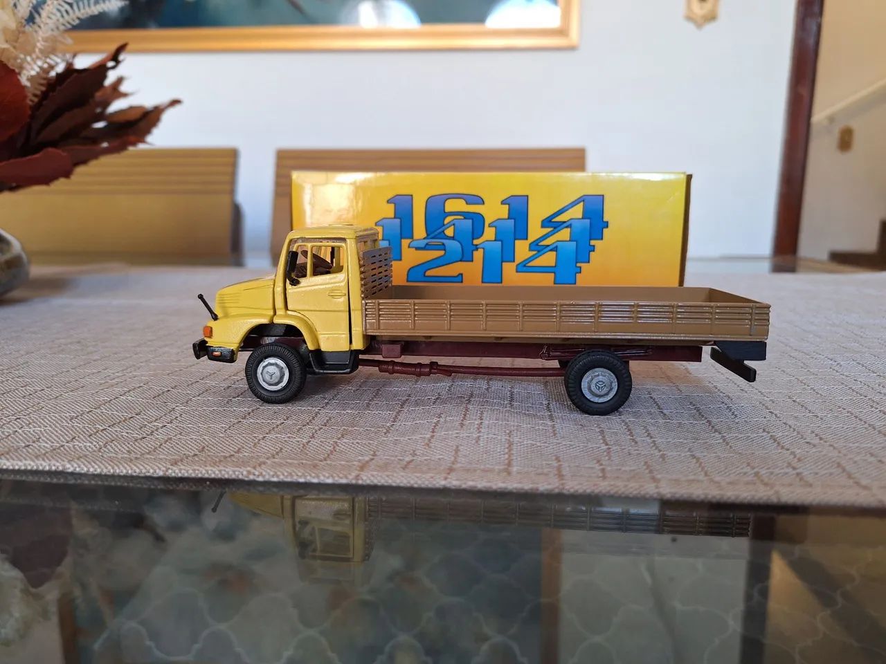 Miniatura Mercedes 1614 carca seca Supermini Arpra Industria Brasileira Anos 80 novo