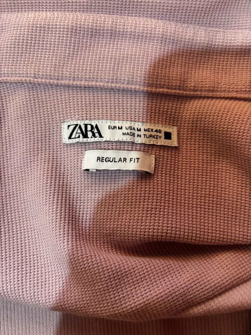 Camisa Zara  Manga Curta Lilás - Foto 3