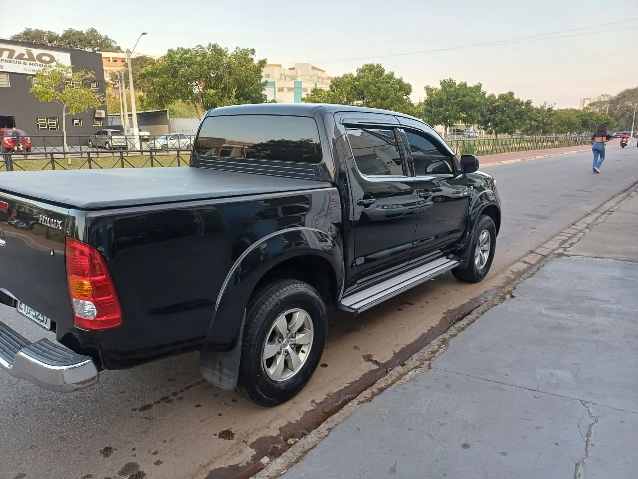 TOYOTA Hilux Caminhonete 2.7 16V 4P SR CABINE DUPLA - 2009 - Foto 2