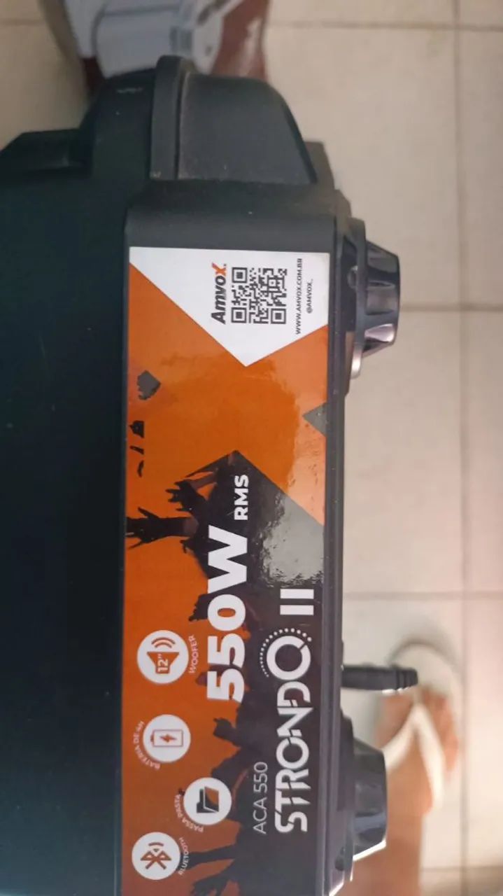 Caixa de som 550 W