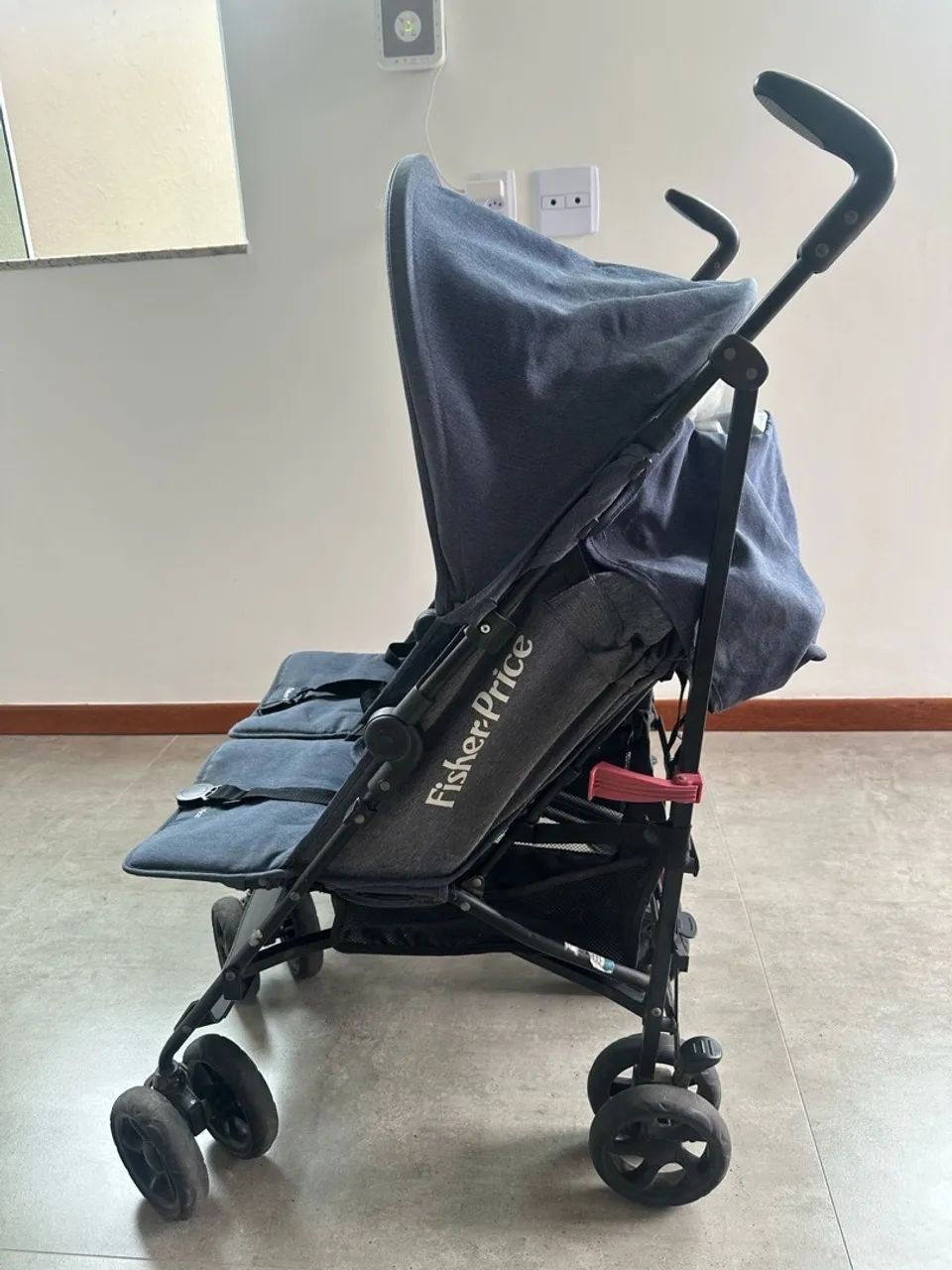 Carrinho de Bebê Duplo Fisher Price - Foto 4