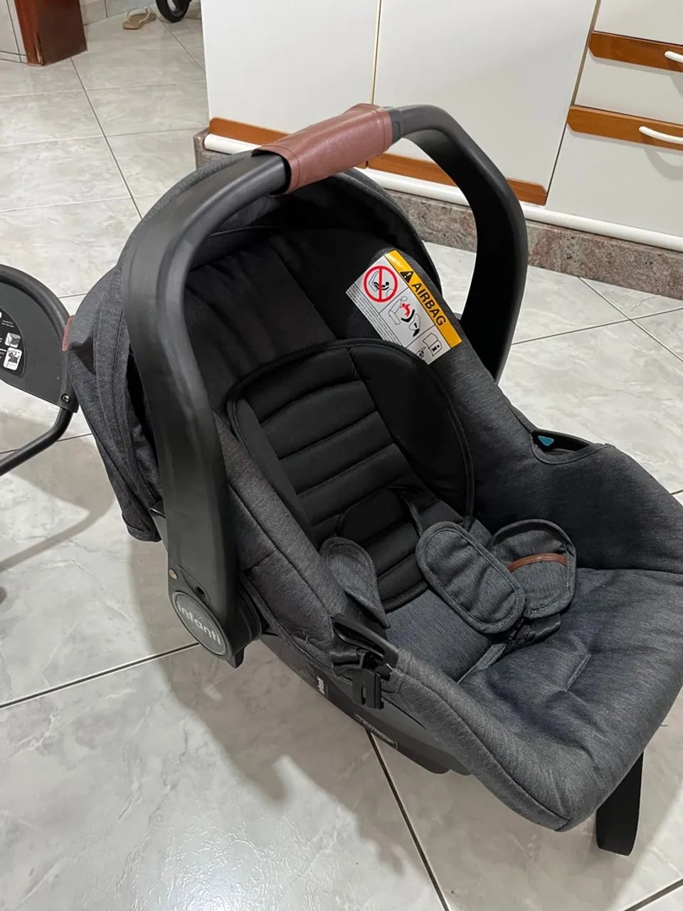 Carrinho de Bebê com Bebê conforto completo  - Foto 3
