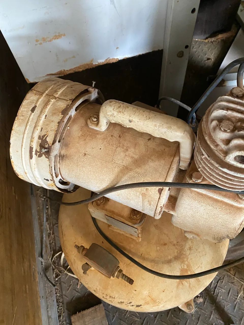 Compressor odontológico  - Foto 6