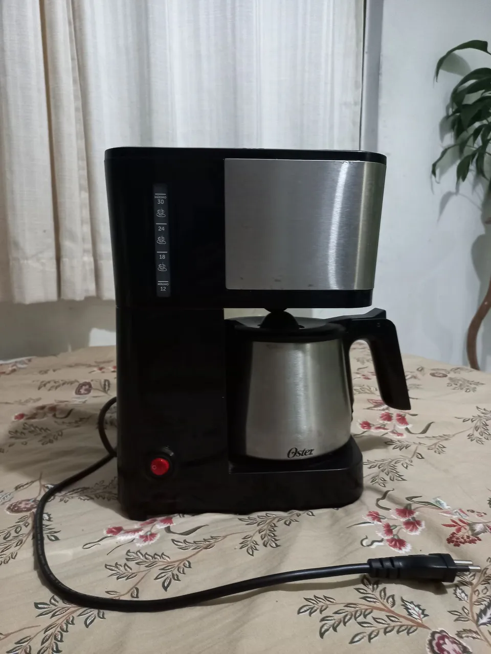 Cafeteira Elétrica Oster 1l