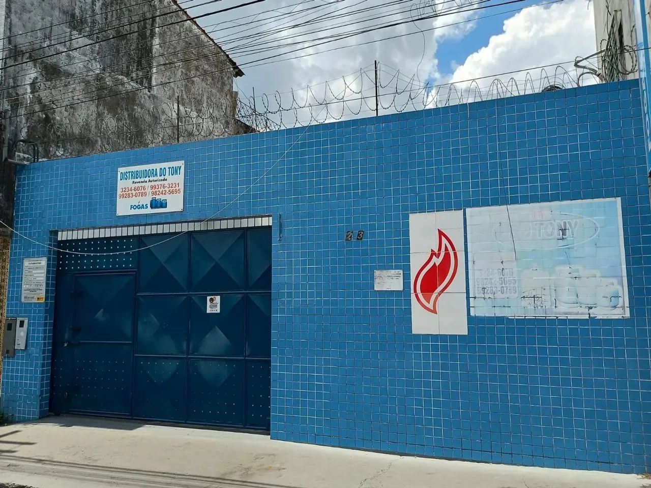 Centro  / Ponto pra Distribuidora / 9  8  1  0  6  3  2 3 1