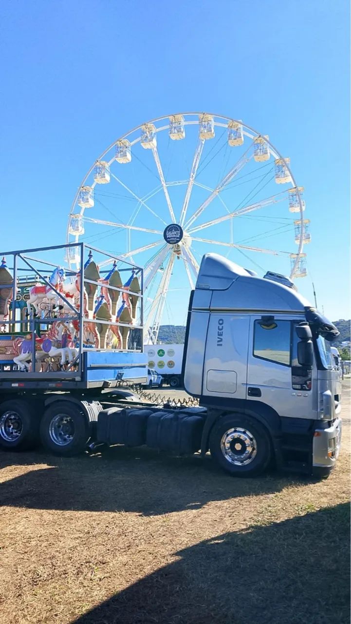Caminhão Iveco Stralis  -  pronto para o trabalho!