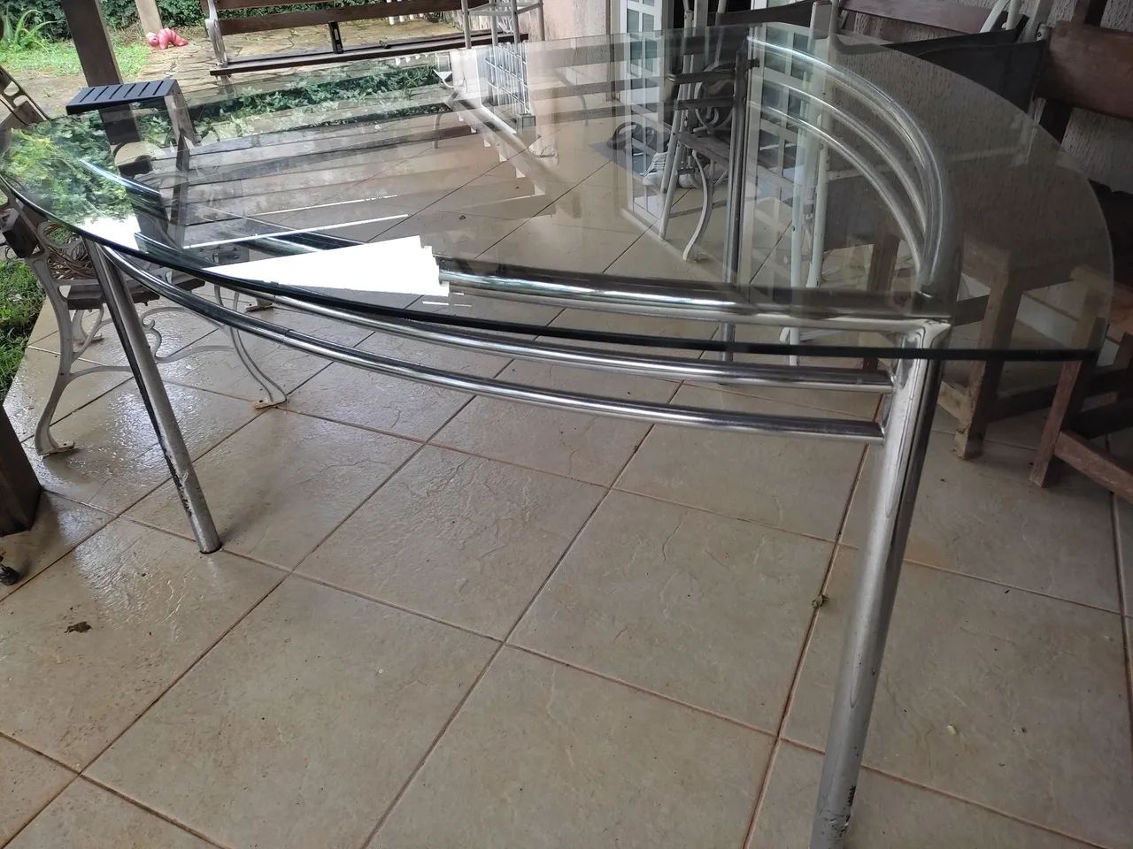 Mesa 6 lugares triangular com as 6 cadeiras  - Foto 4