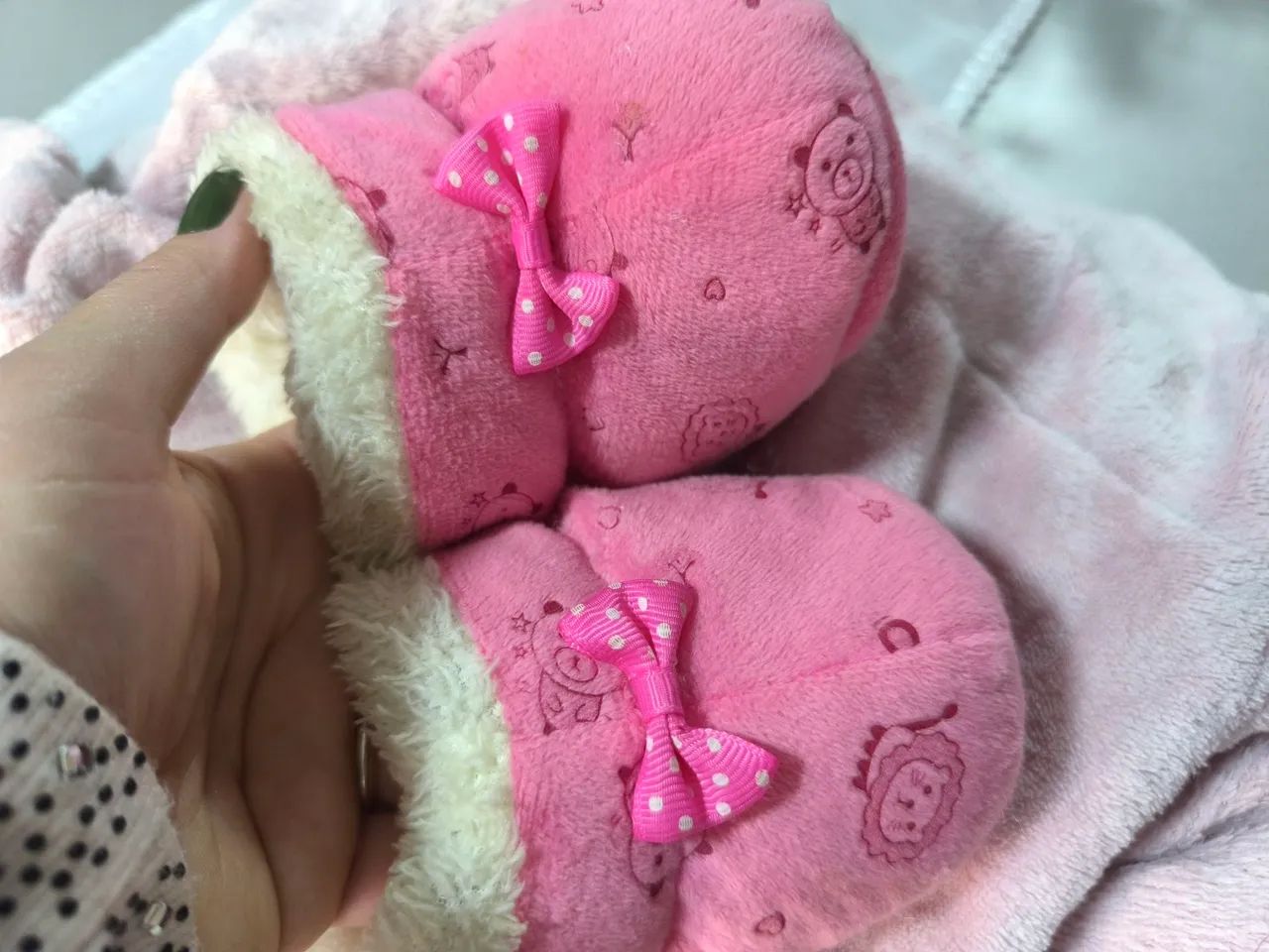Linda pantufinha de Bebê Rosa com Laço, até 1ano. - Foto 3