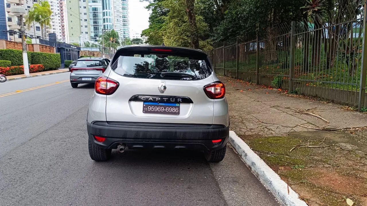 Captur 1.6 life automático 2020 p Uber Black - Foto 6