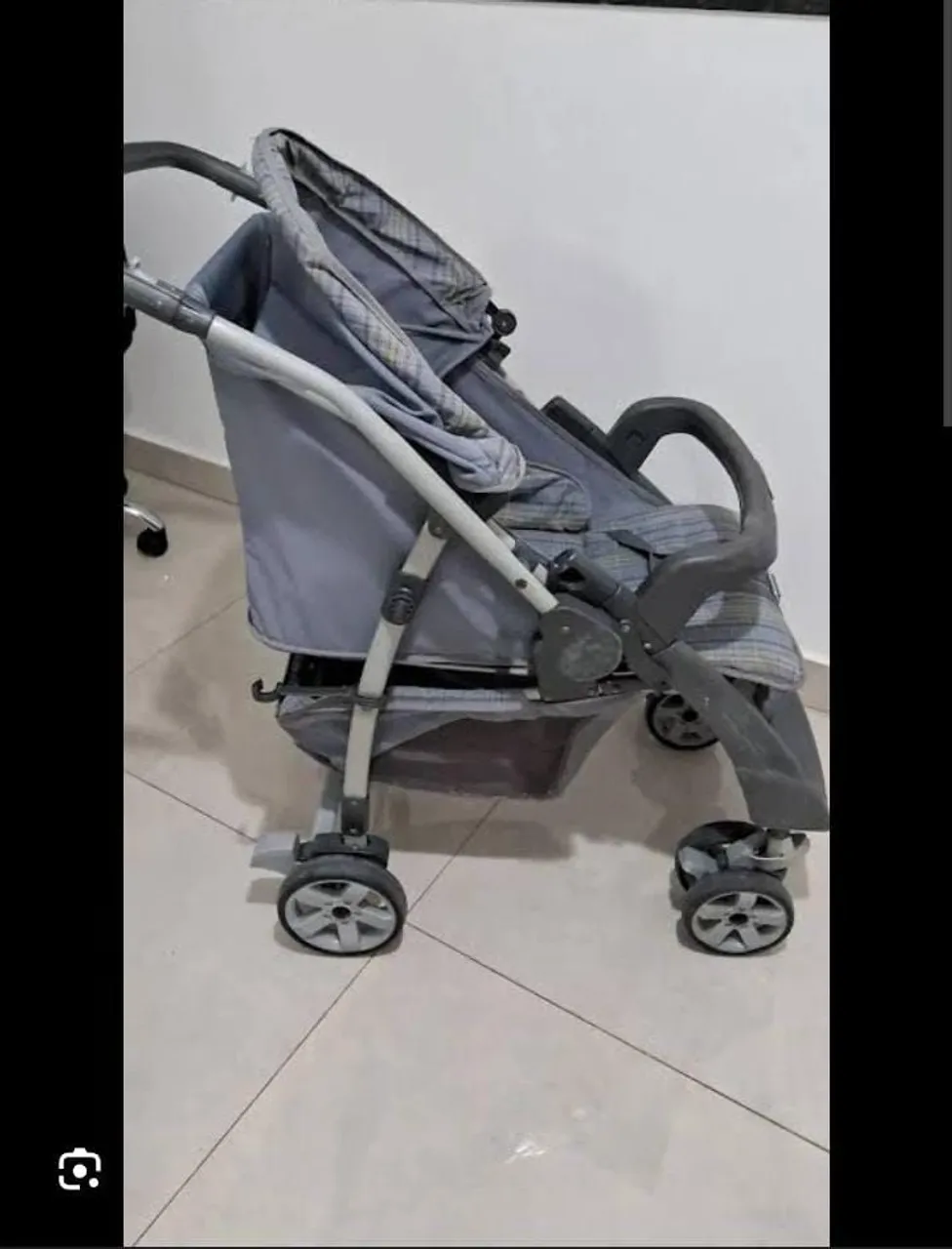 Cadeira de alimentação e carrinho de bebe
