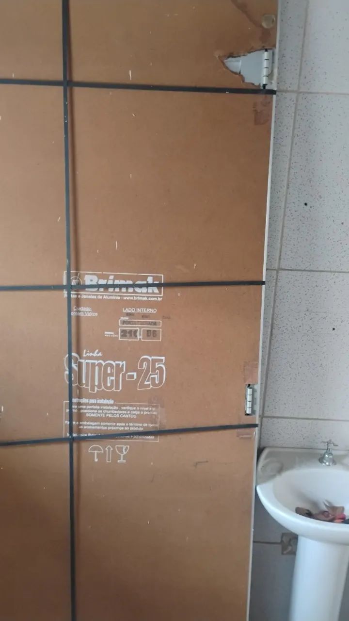 Porta de alumínio - troco por gul0s4  - Foto 2