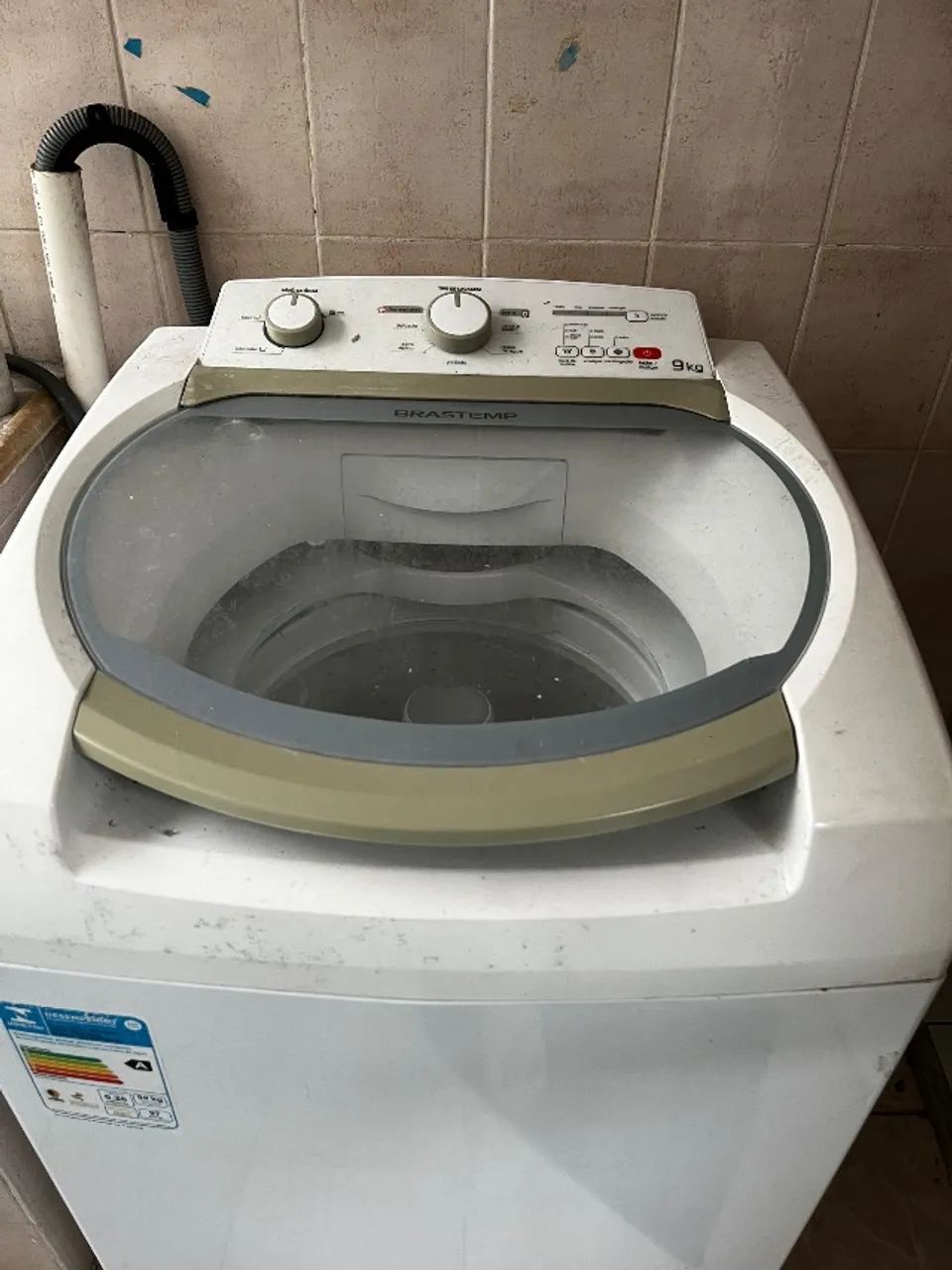 Máquina de lavar roupas 