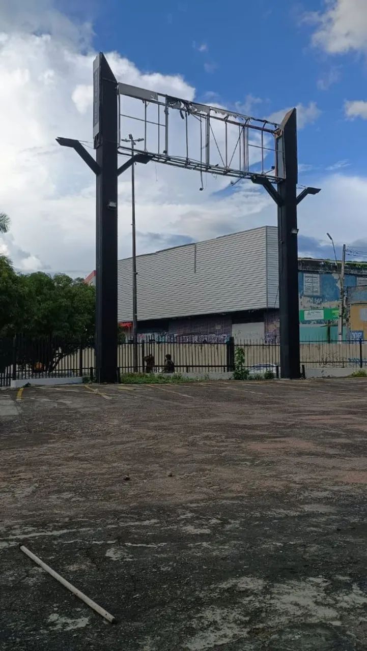 Pornto Comercial ,para clínicas, lojas, depósito. Av. Djalma Batista de