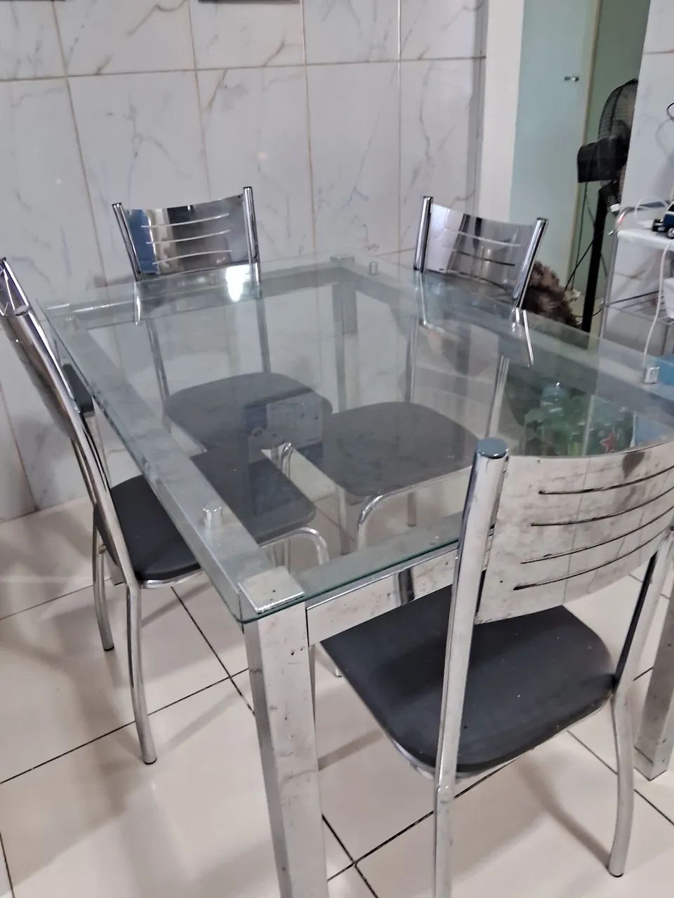 Mesa de jantar c/ 4 cadeiras64341728093955120