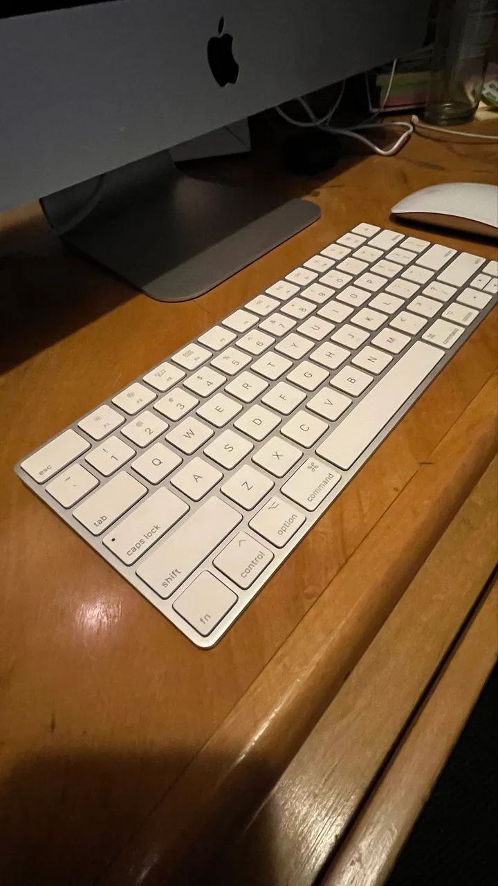 iMac 21,5 Retina 4K 2019 | i3 Quad-Core | 16GB RAM | Radeon Pro | Ótimo estado - Foto 4