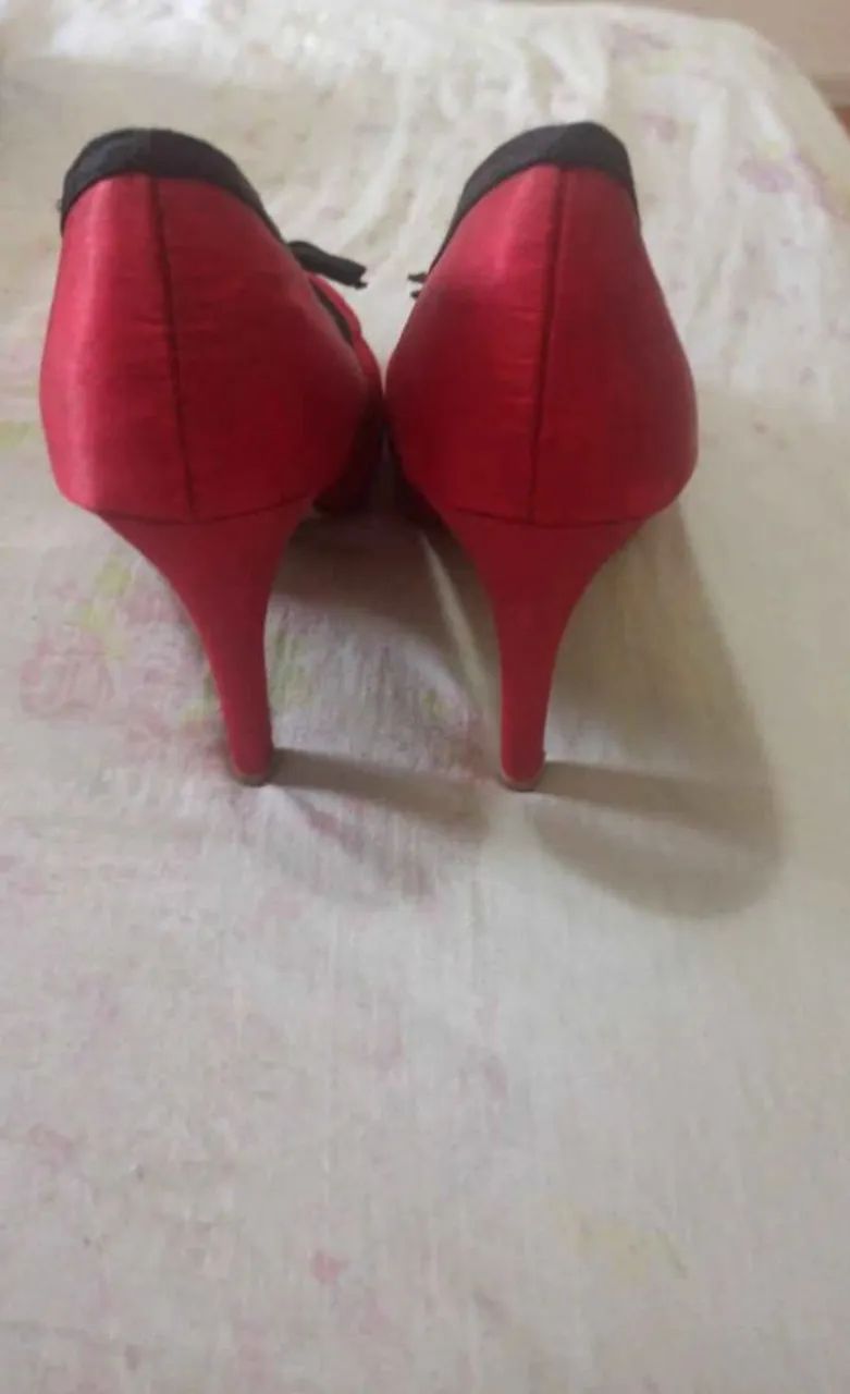 Sapato de cetim - Foto 2
