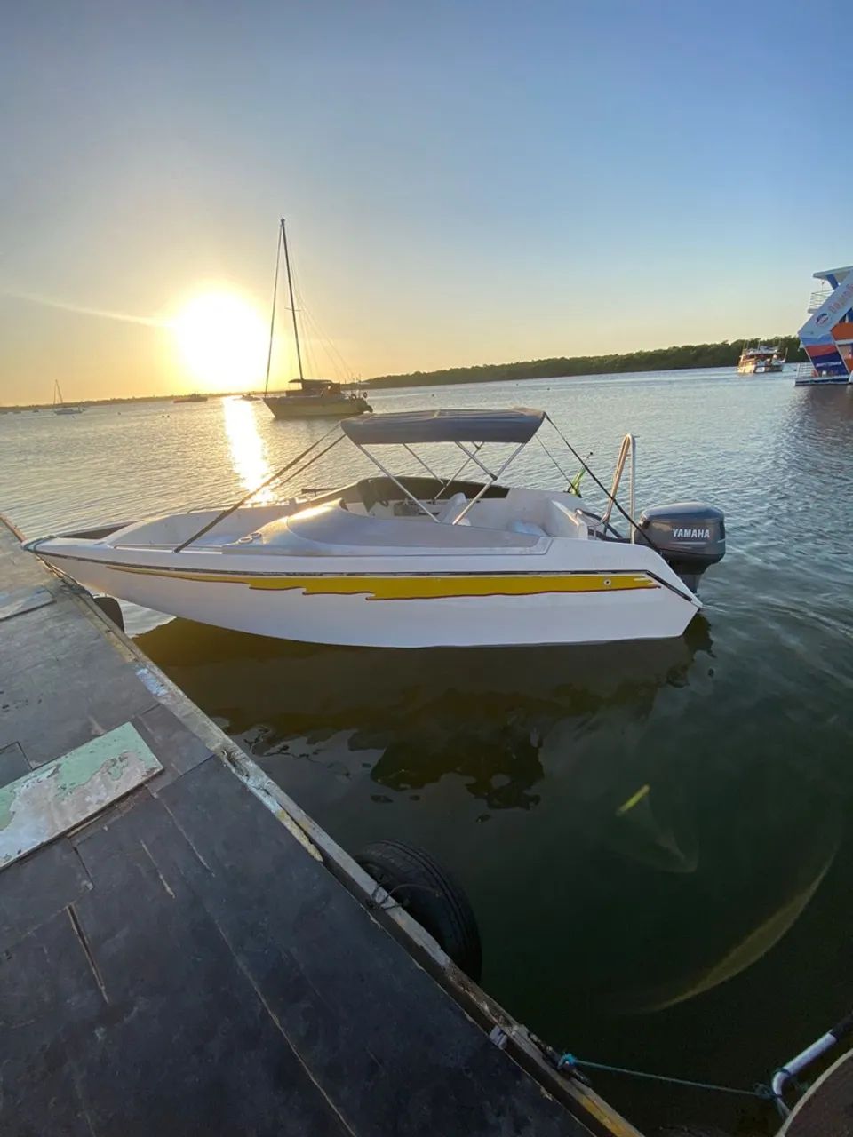 Lancha 8+ 1 - Foto 2