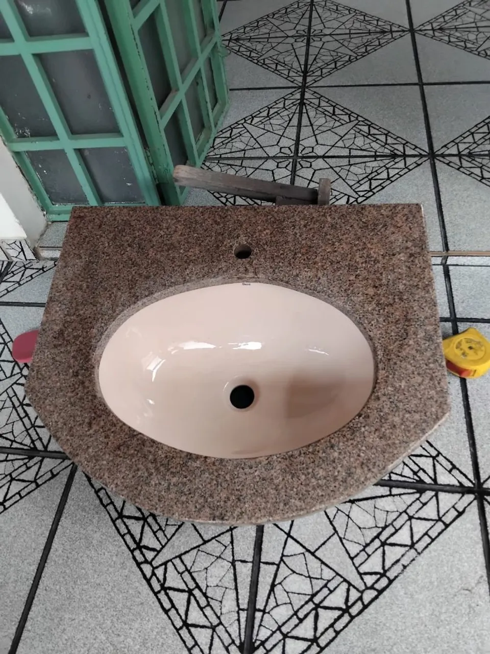 Pia de canto para banheiro
