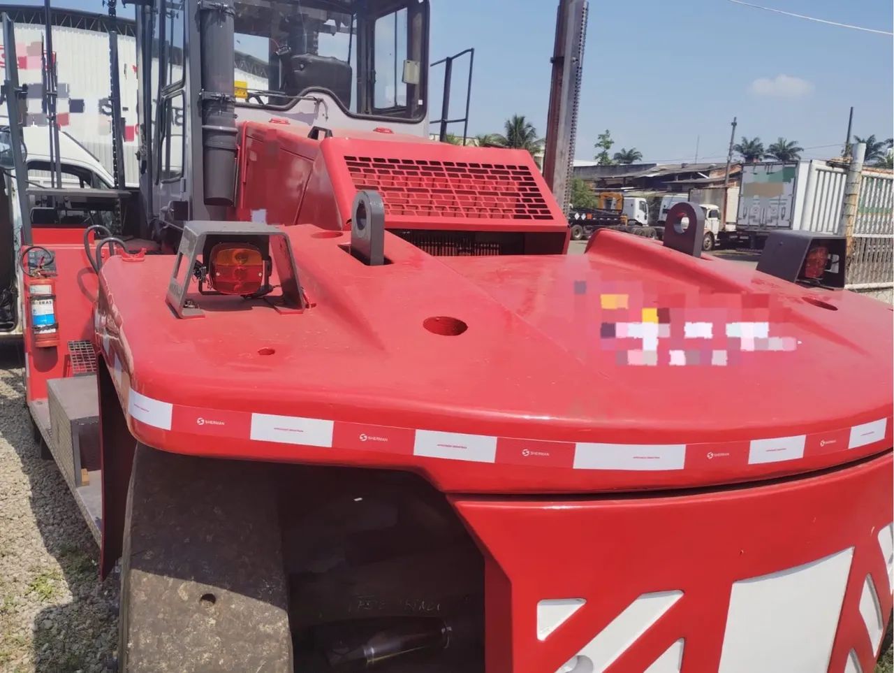 Empilhadeira Kalmar 20 Ton - Cabinada | Diesel | Ano 2015 - Foto 3