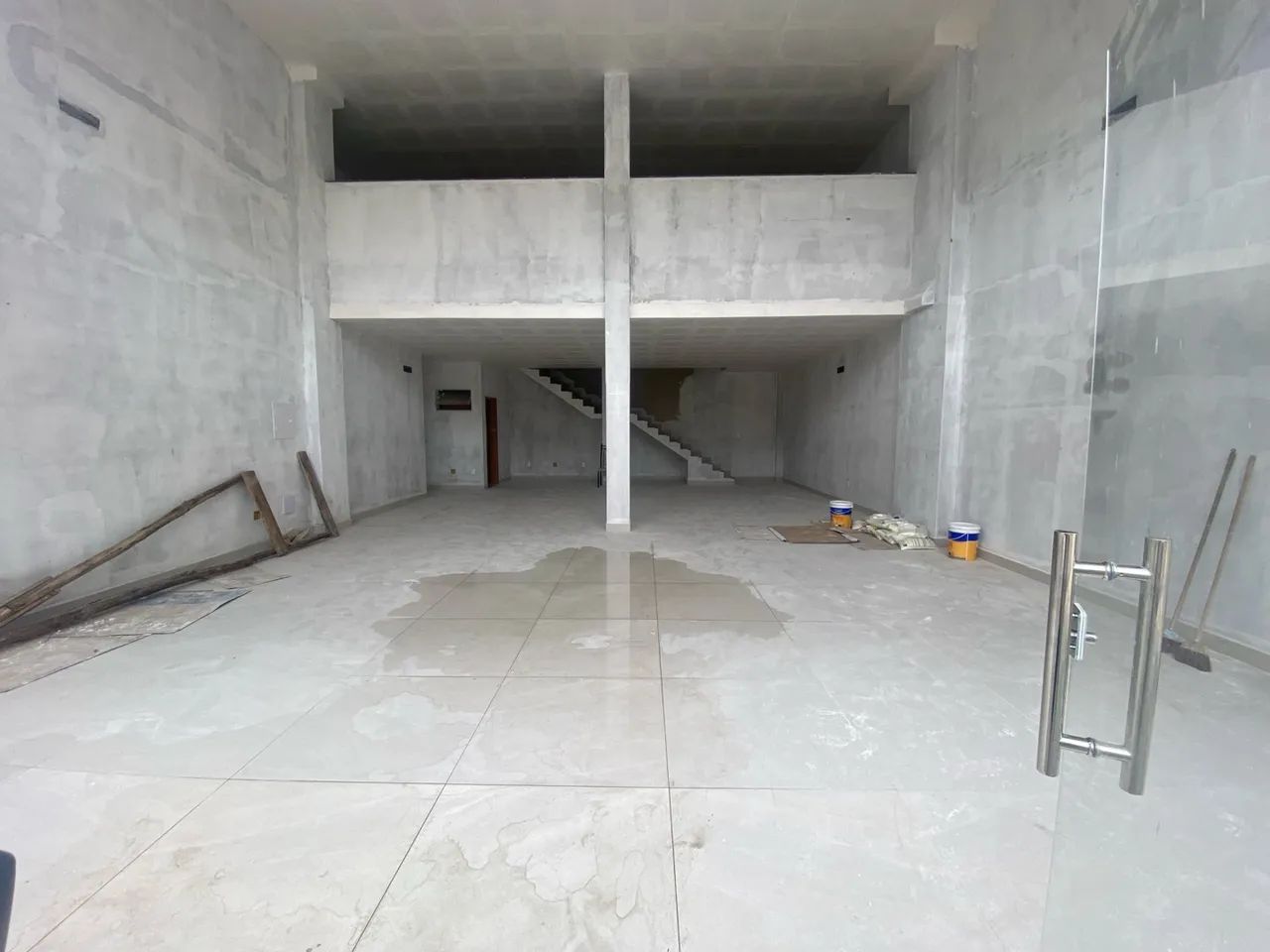 Aluga-se ponto comercial com mezanino  - Foto 2