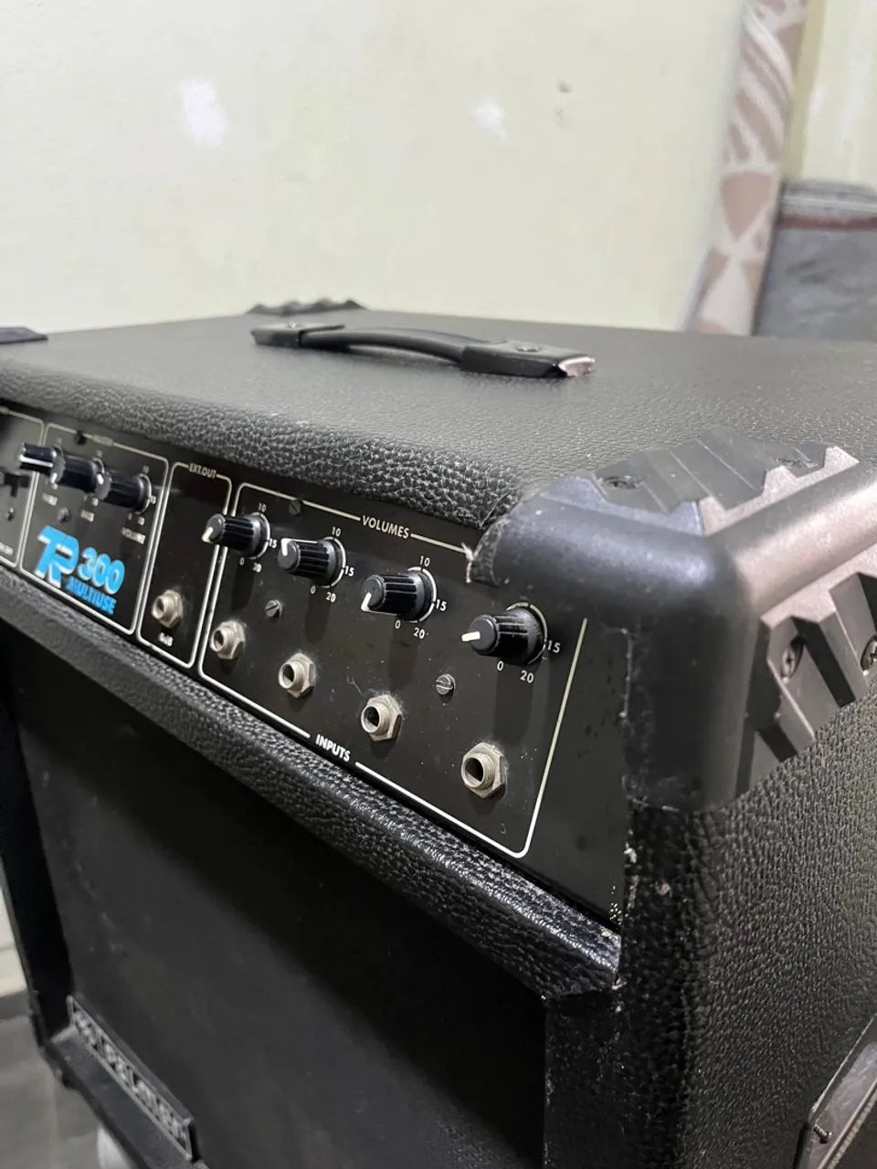 Amplificador64167780183041124