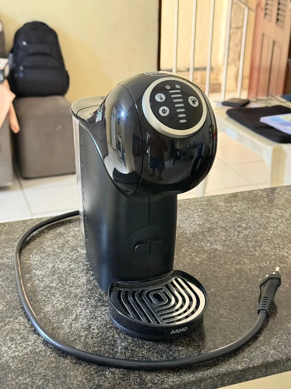Cafeteira ARNO Nescafé Dolce Gusto